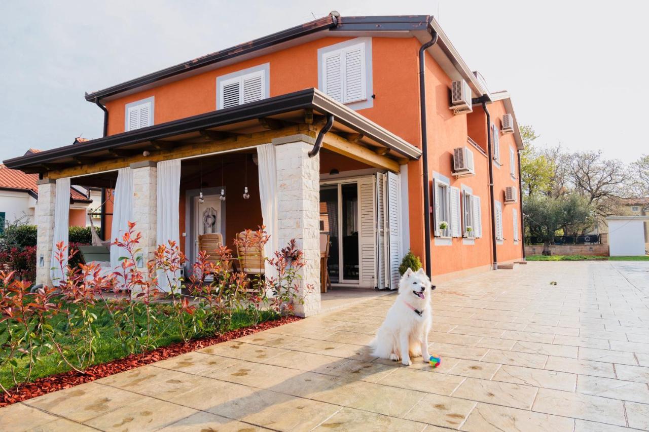 Vila Bianca Umag Exteriör bild