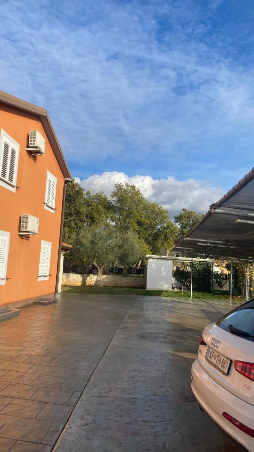 Vila Bianca Umag Exteriör bild